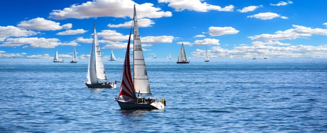 barche a vela durante una regata